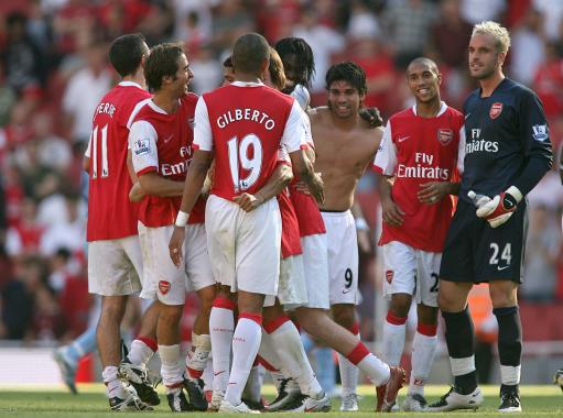 FM：尼斯和瓦希达成协议，将和法兰克福谈判以租借球员（FM：尼斯与瓦希达成共识，拟与法兰克福商议球员租借）