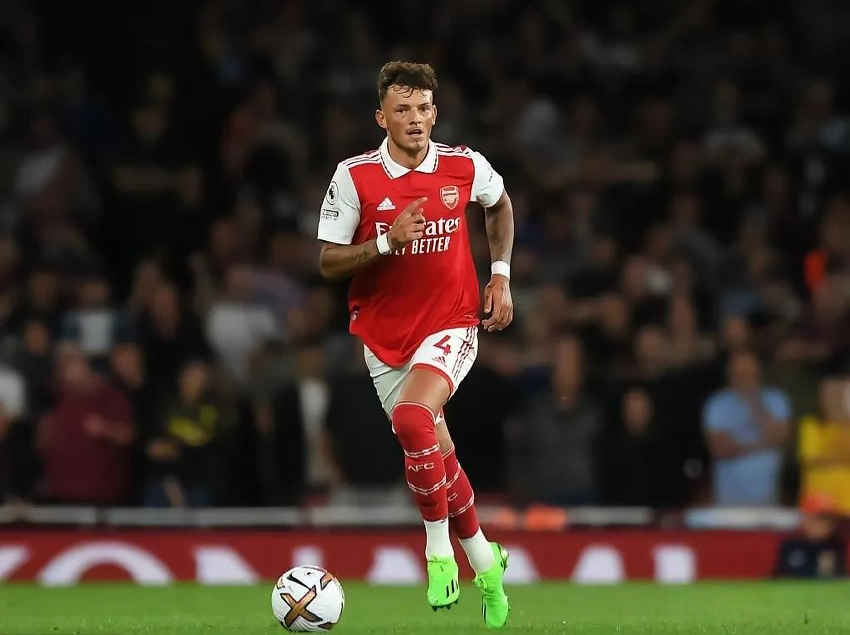 国安官方：李磊右大腿股二头肌拉伤，预计伤缺4周（北京国安官宣：李磊右大腿股二头肌受伤，预计缺阵四周）