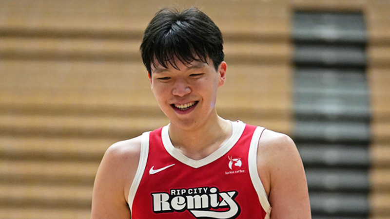 武汉女足2-0东孟加拉女足提前出线，王霜双响，奥乌苏屡失良机（王霜梅开二度，武汉女足2-0东孟加拉女足提前锁定出线，奥乌苏屡失良机）