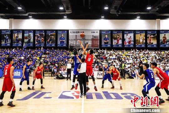 梅开二度，弗格森成为第3位代表意大利球队欧战进球的爱尔兰人（双响！弗格森成第3位为意大利俱乐部在欧战破门的爱尔兰球员）