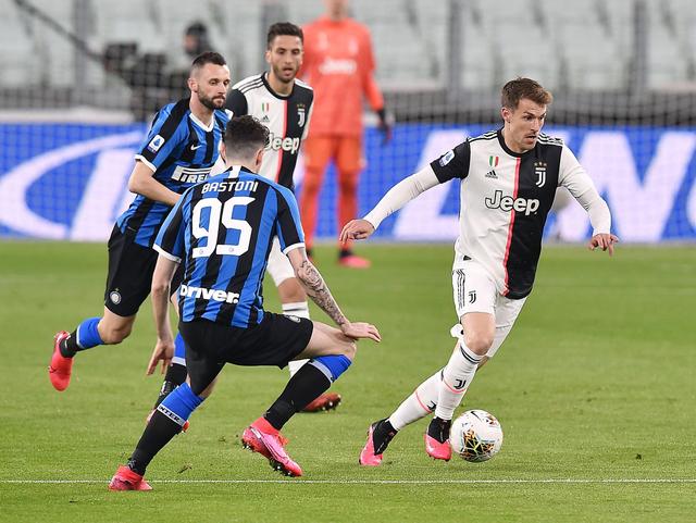 津媒：为更好地与球迷交流，于根伟将在近日进行一次线上直播（津媒：于根伟将于近期开启线上直播，加强与球迷互动）