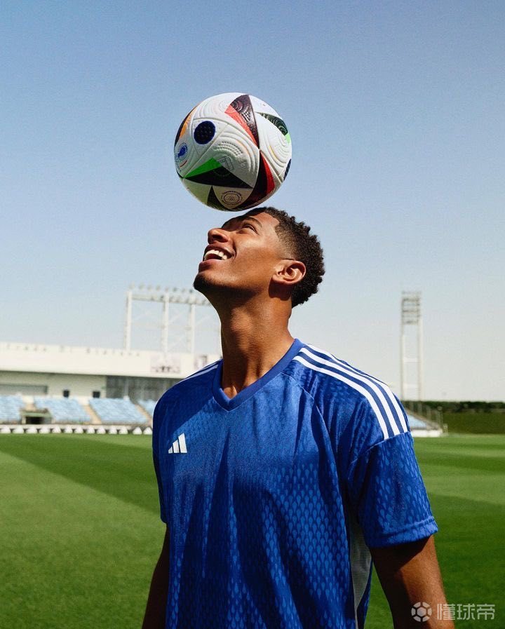 TA：皇马球星团队深度介入更衣室，阿隆索管理面临额外挑战（TA：皇马更衣室遭球星团队深度介入，阿隆索管理难度上升）