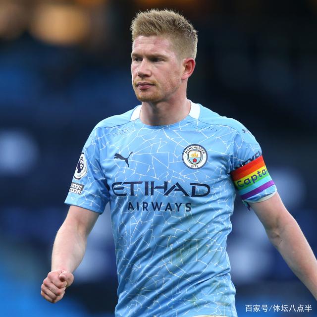 篮球篮网球员赛前热身状态良好（篮网队球员赛前热身状态上佳）